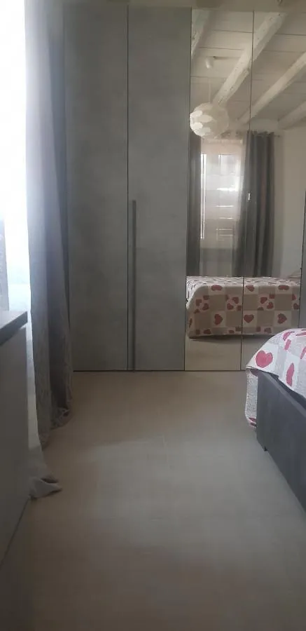 Lecco Center Rooms