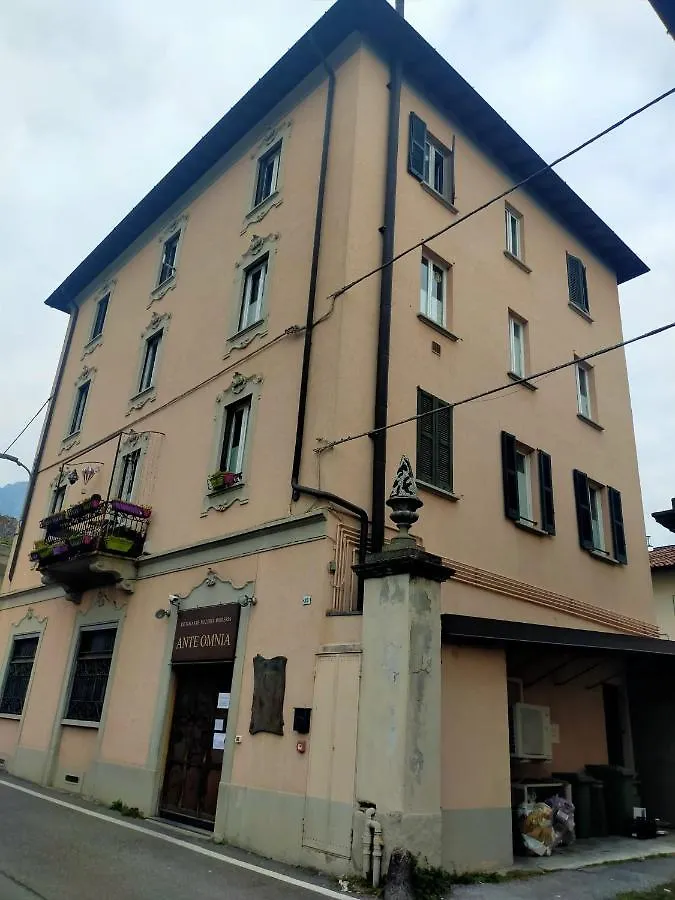 Lecco Center Rooms